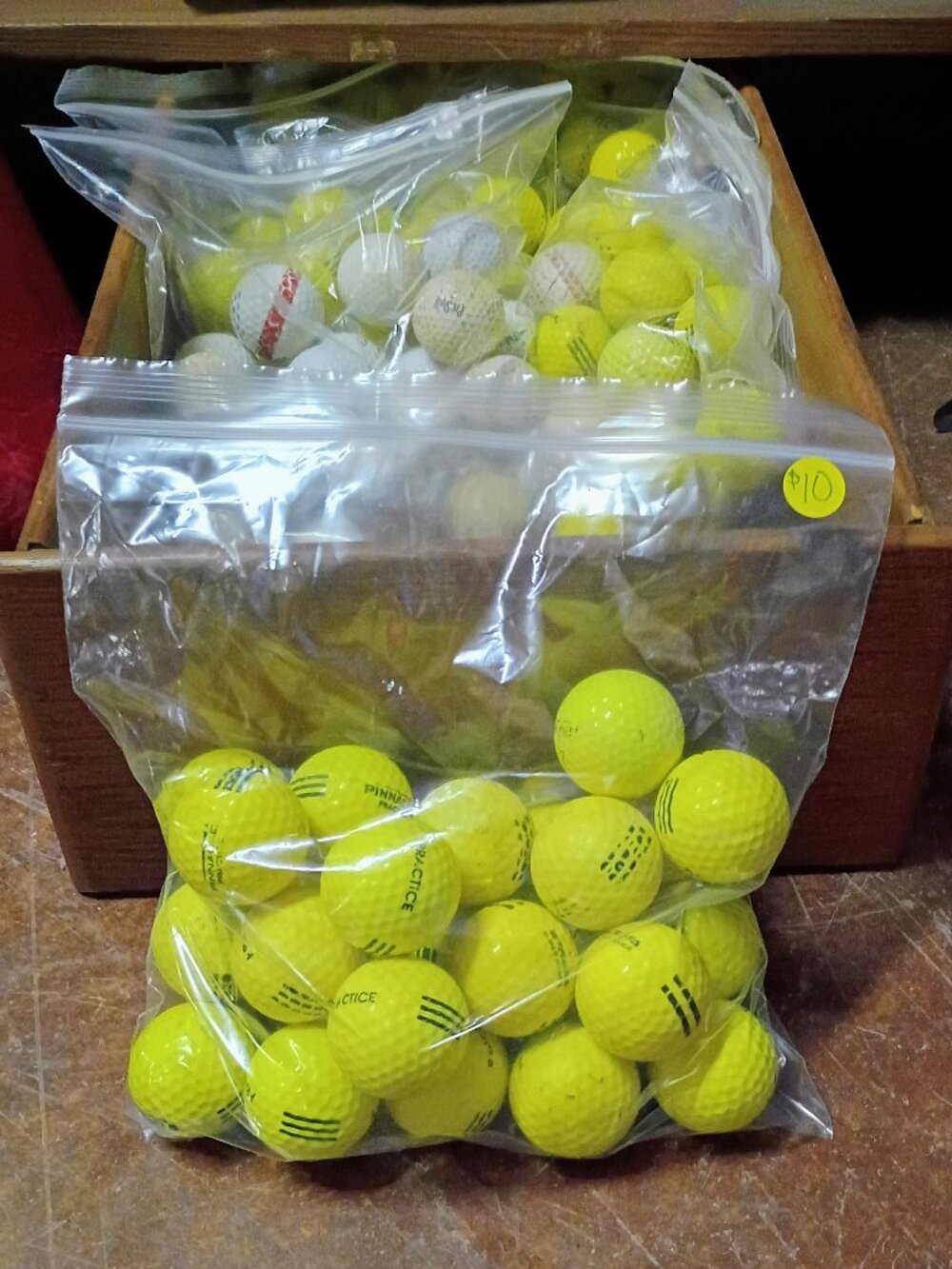 Pinnacle Practice Golf Balls – Bag of 25